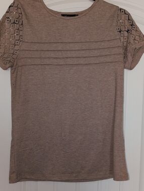 Women's Taupe Crochet Sleeve Knit Tee